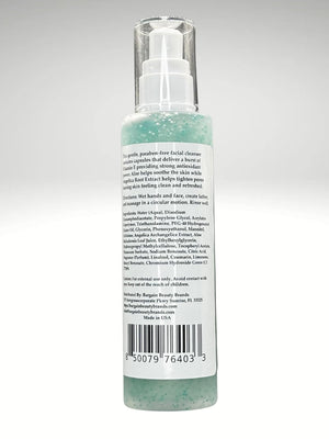 Vitamin Wash - Gentle facial Cleanser with Vitamin E and Aloe - Paraben free, Gluten Free, Vegan - 140 ml / 5 fl oz